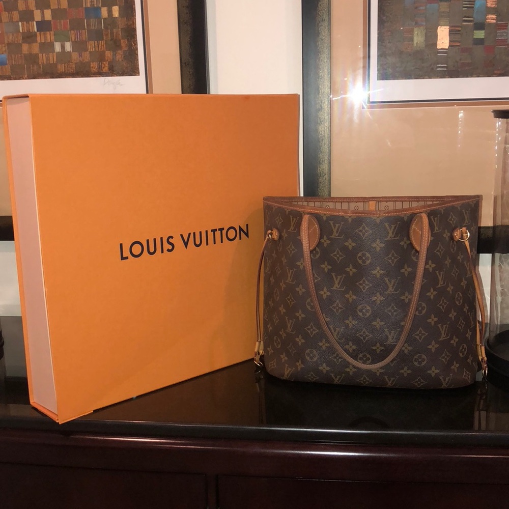 Louis Vuitton Monogram Neverfull MM Authentic